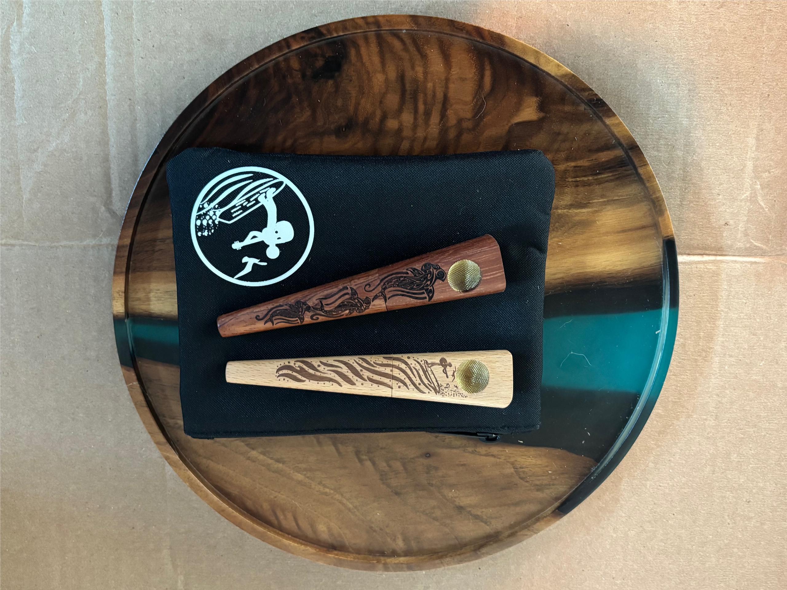 VIP Artist Series Pipe Duo with Pouch
